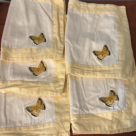 Set of Butterfly yellow and white blue placemats - Picture 1 of 4